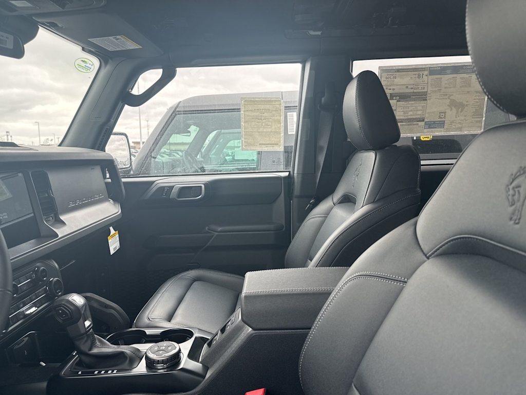 Thumbnail: 2026 Ford Bronco - 6