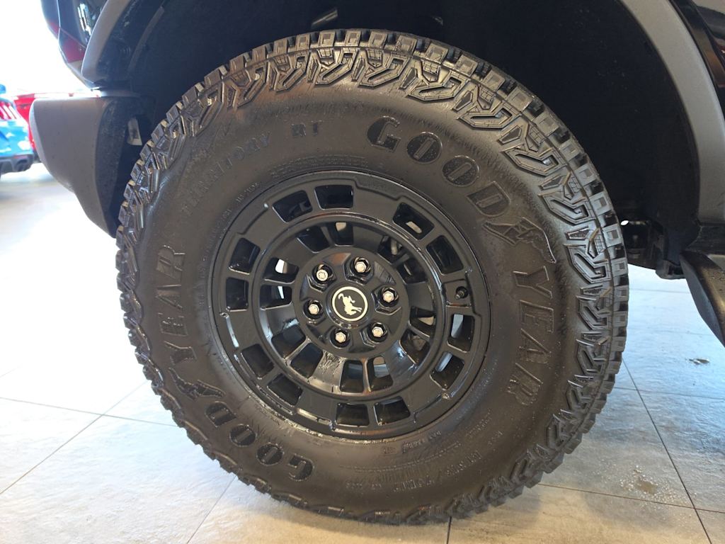 Thumbnail: 2026 Ford Bronco - 8