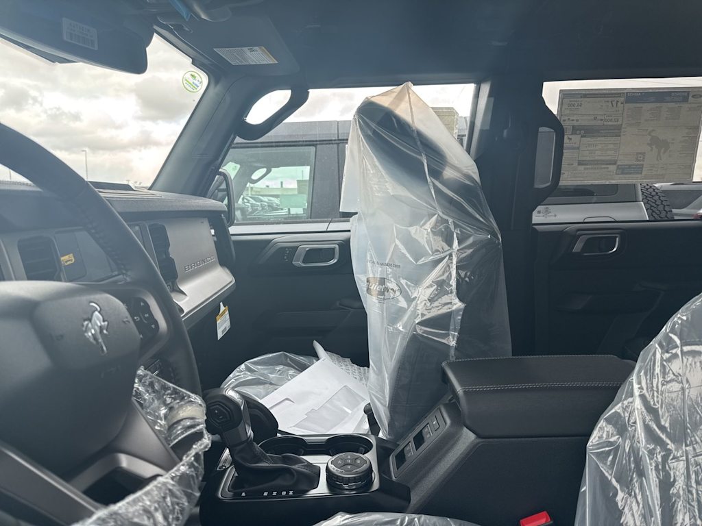 Thumbnail: 2026 Ford Bronco - 8