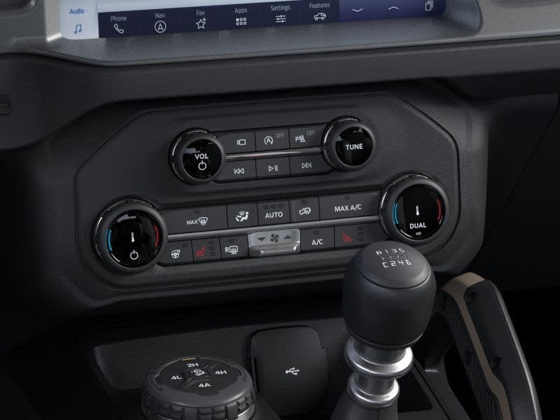 Thumbnail: 2025 Ford Bronco - 18