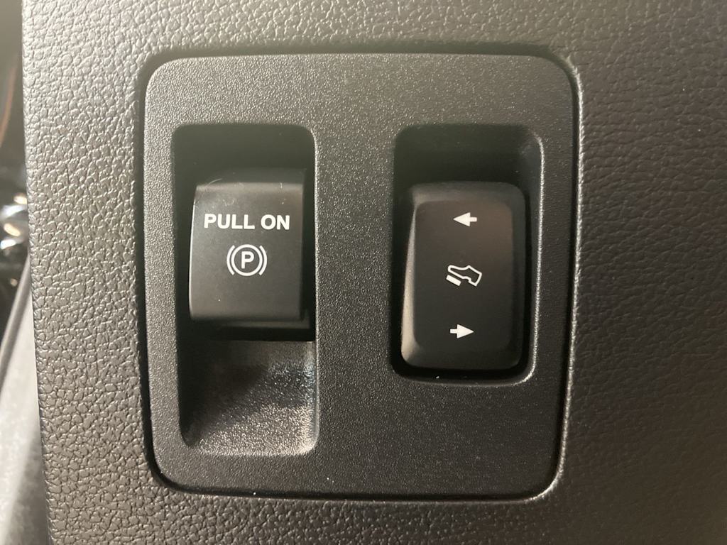 Thumbnail: 2019 Ford Expedition - 23