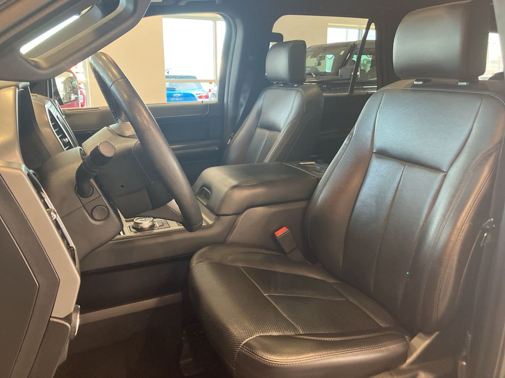 Thumbnail: 2019 Ford Expedition - 8