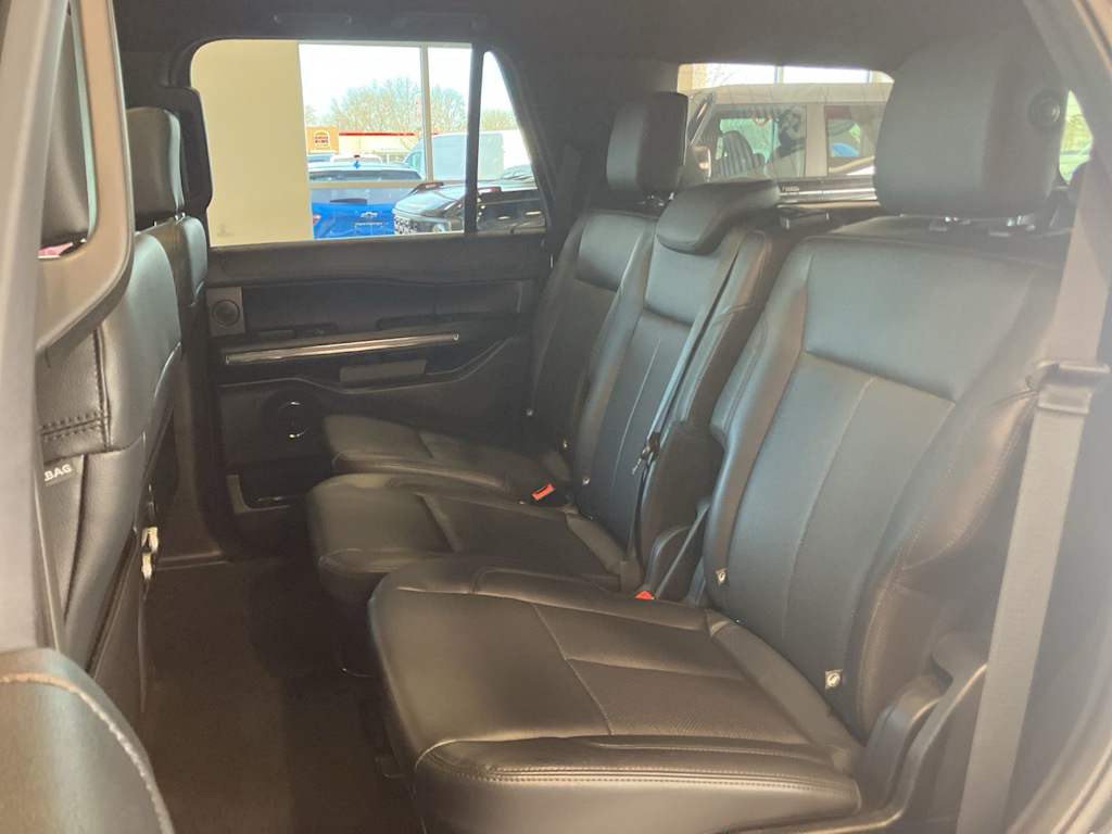 Thumbnail: 2019 Ford Expedition - 9