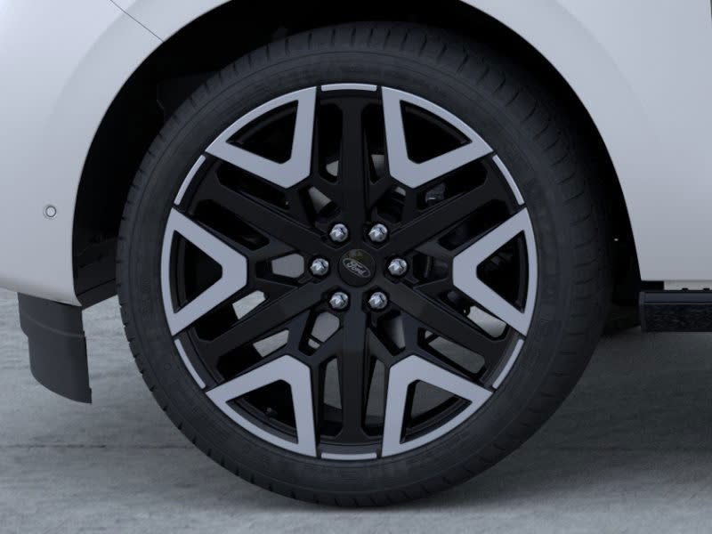 Thumbnail: 2025 Ford Expedition - 7