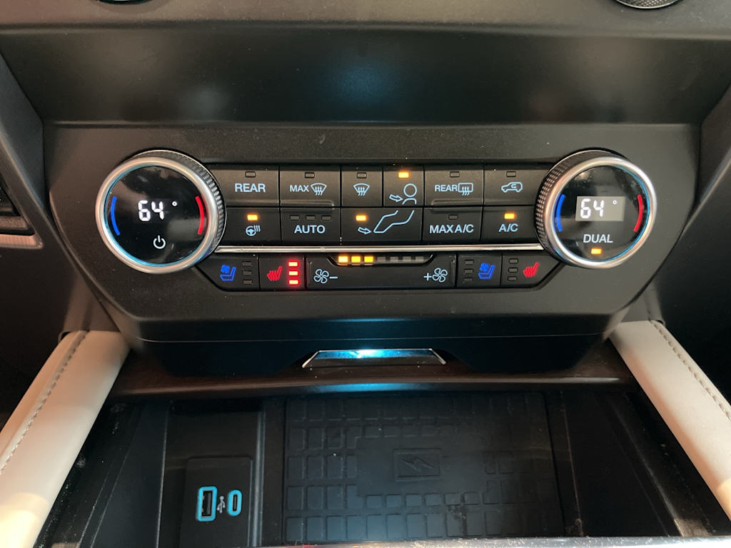 2021 Ford Expedition Platinum 19