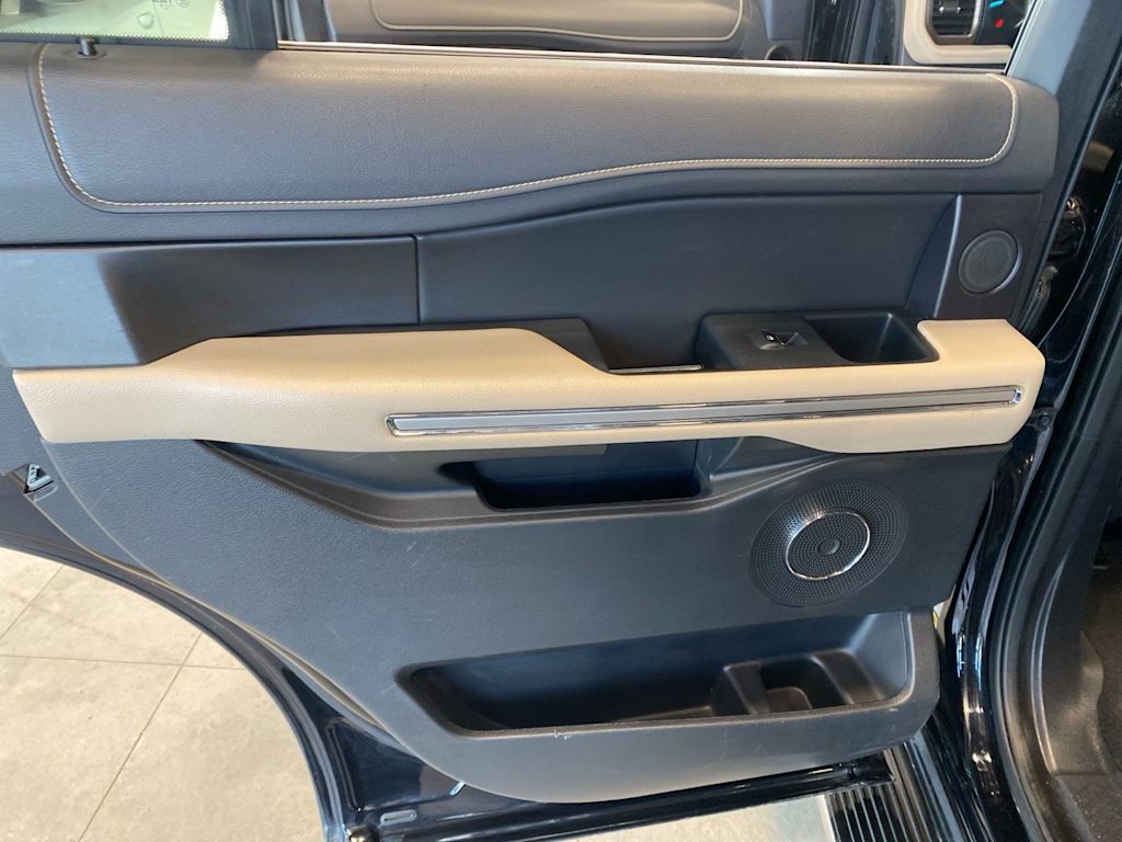 Thumbnail: 2023 Ford Expedition - 27