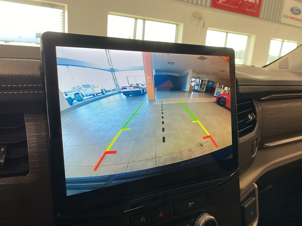 Thumbnail: 2023 Ford Expedition - 25