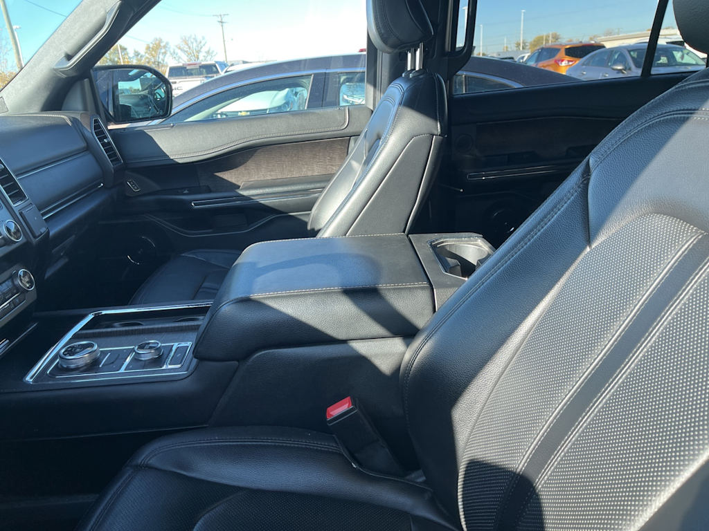 Thumbnail: 2021 Ford Expedition - 6