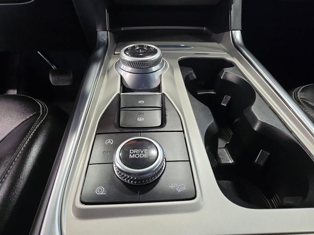 Thumbnail: 2021 Ford Explorer - 11
