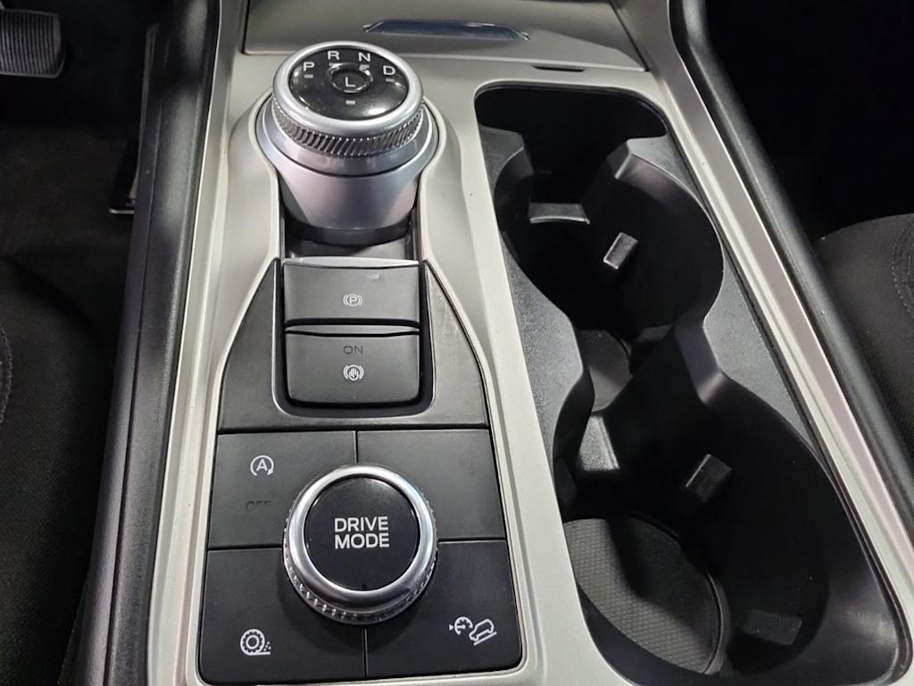 Thumbnail: 2023 Ford Explorer - 11