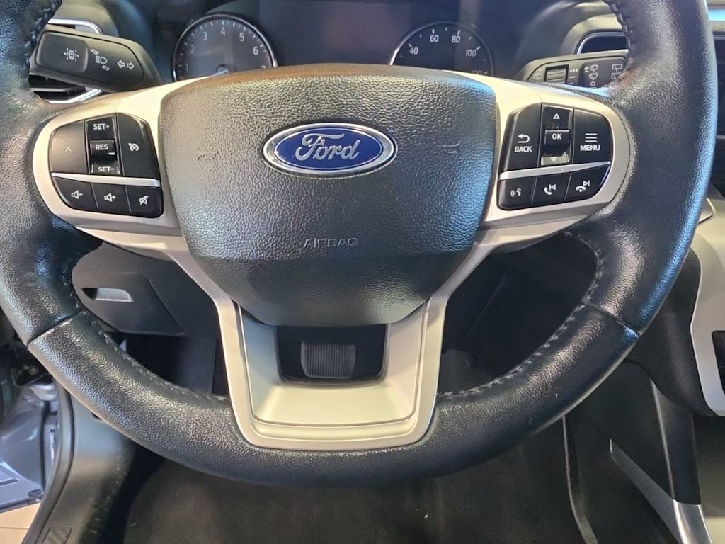 Thumbnail: 2022 Ford Explorer - 26