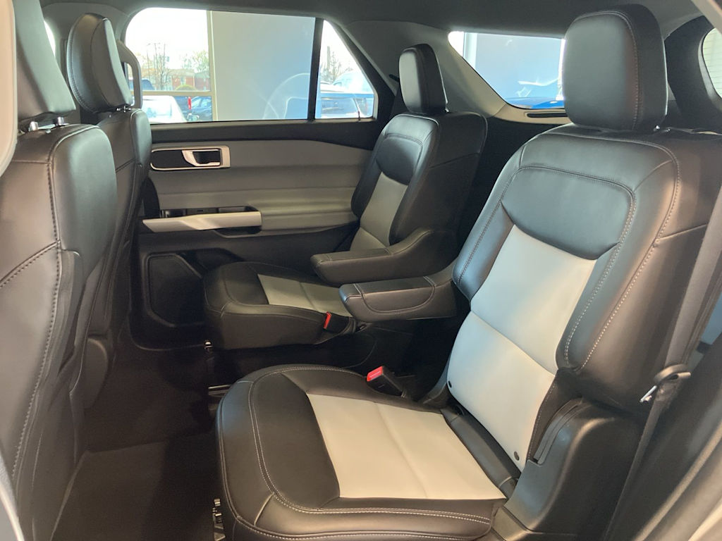 Thumbnail: 2024 Ford Explorer - 9