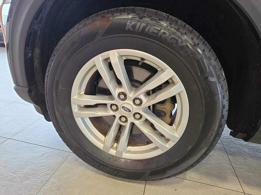 Thumbnail: 2020 Ford Explorer - 7