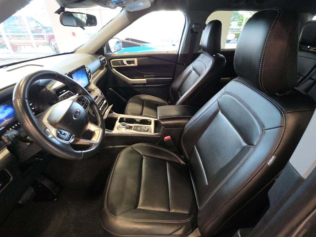 Thumbnail: 2023 Ford Explorer - 8