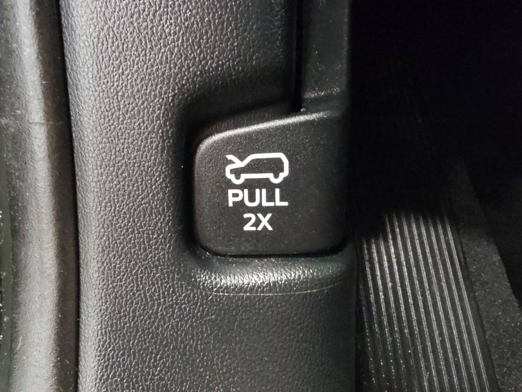 Thumbnail: 2023 Ford Explorer - 20