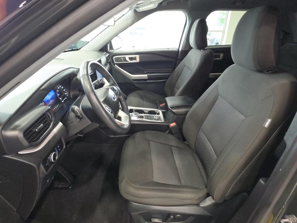 Thumbnail: 2023 Ford Explorer - 8