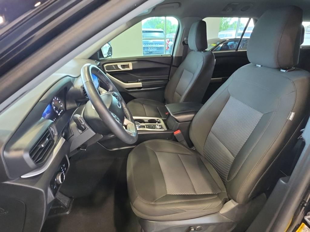 Thumbnail: 2024 Ford Explorer - 9
