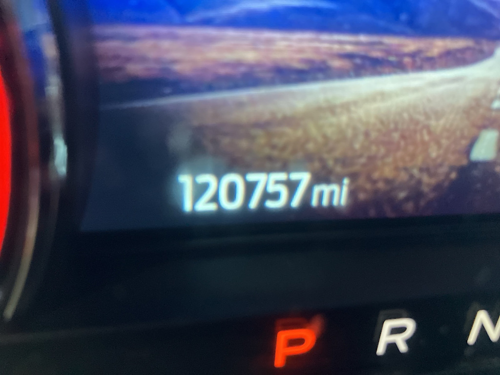 Thumbnail: 2021 Ford Explorer - 7