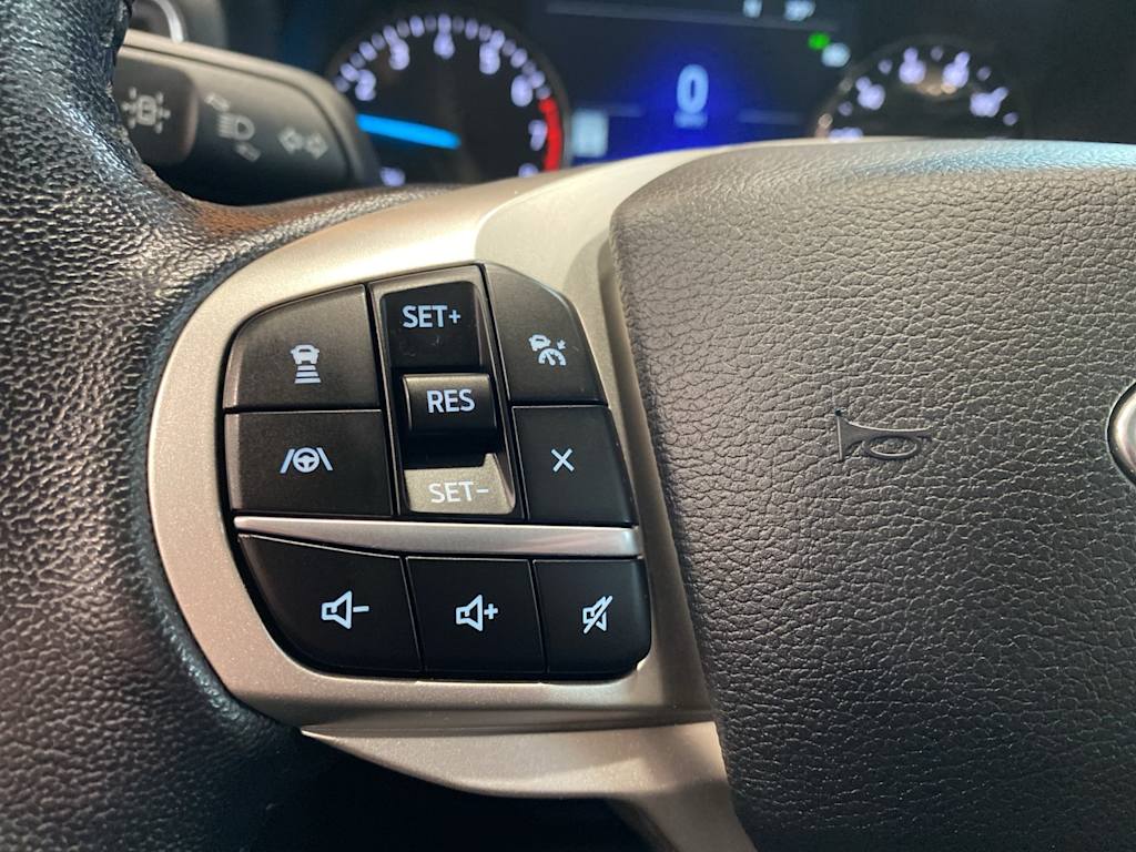 Thumbnail: 2021 Ford Explorer - 22