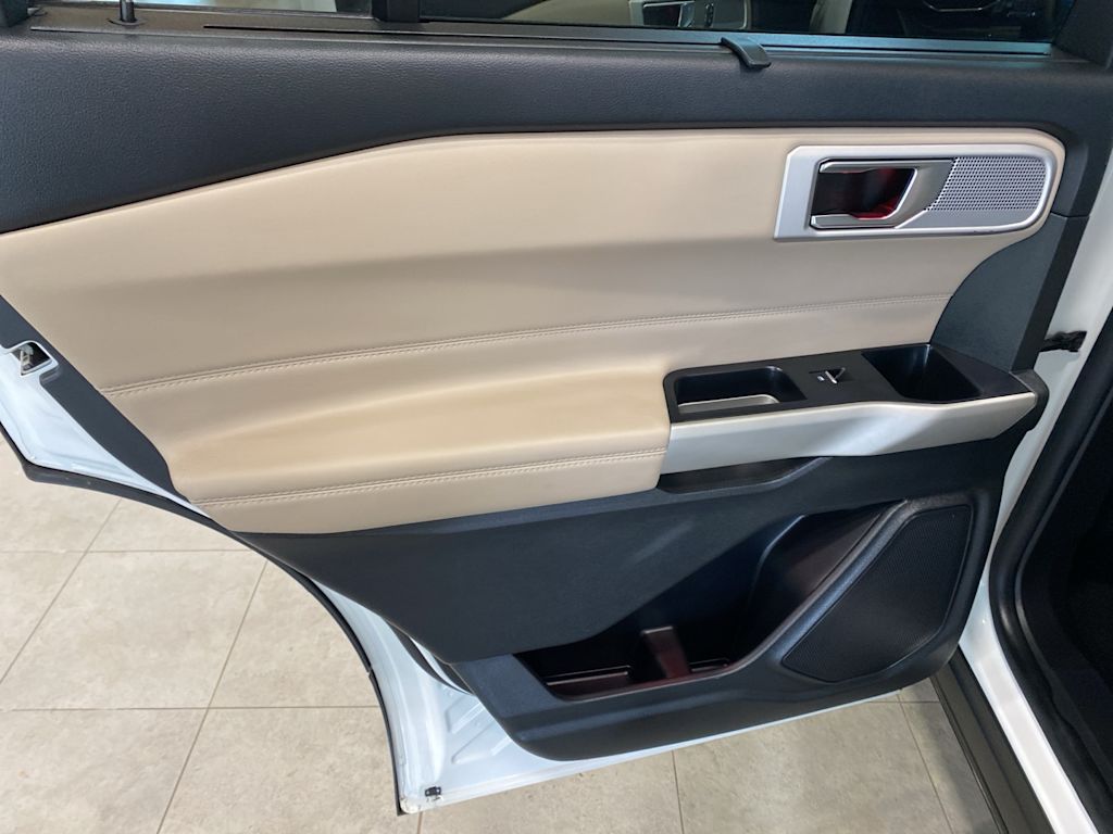 Thumbnail: 2021 Ford Explorer - 27