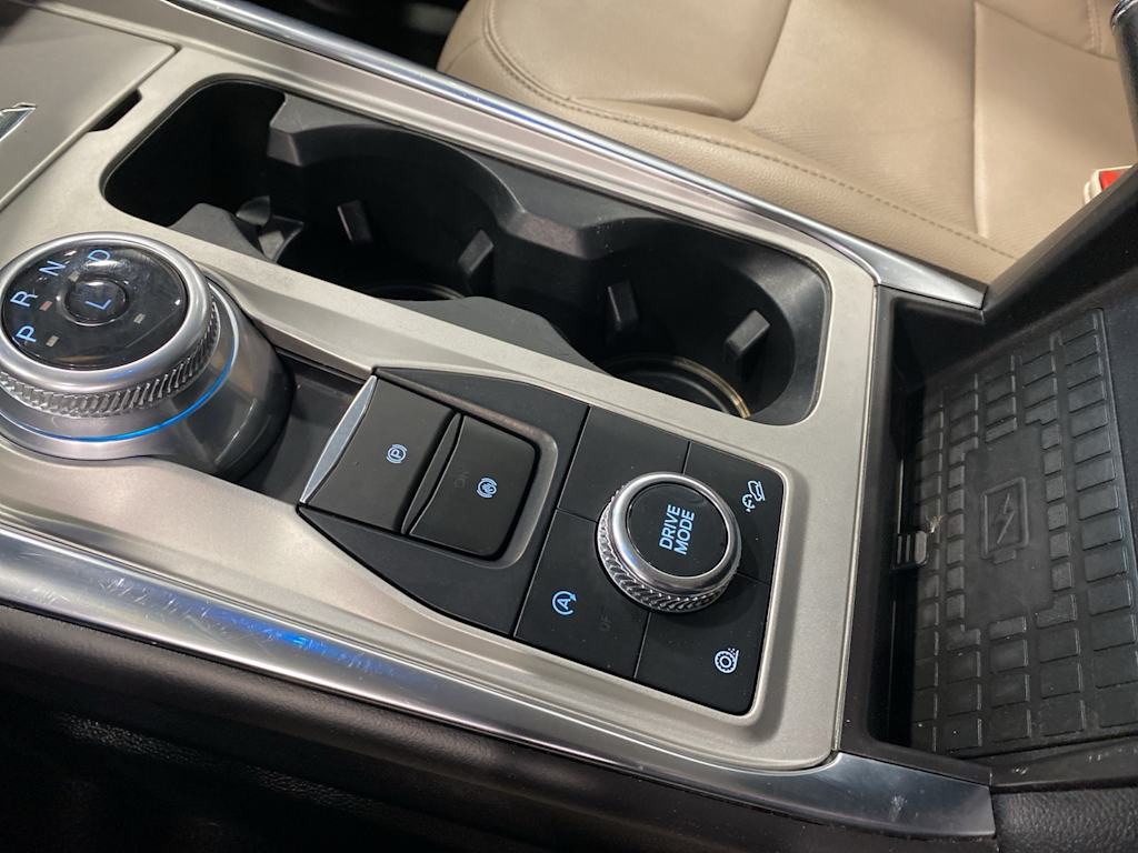 Thumbnail: 2021 Ford Explorer - 26