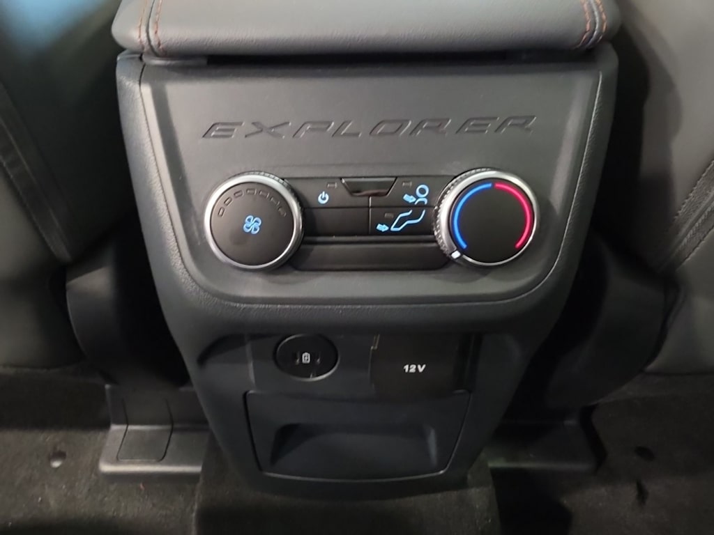 Thumbnail: 2025 Ford Explorer - 38