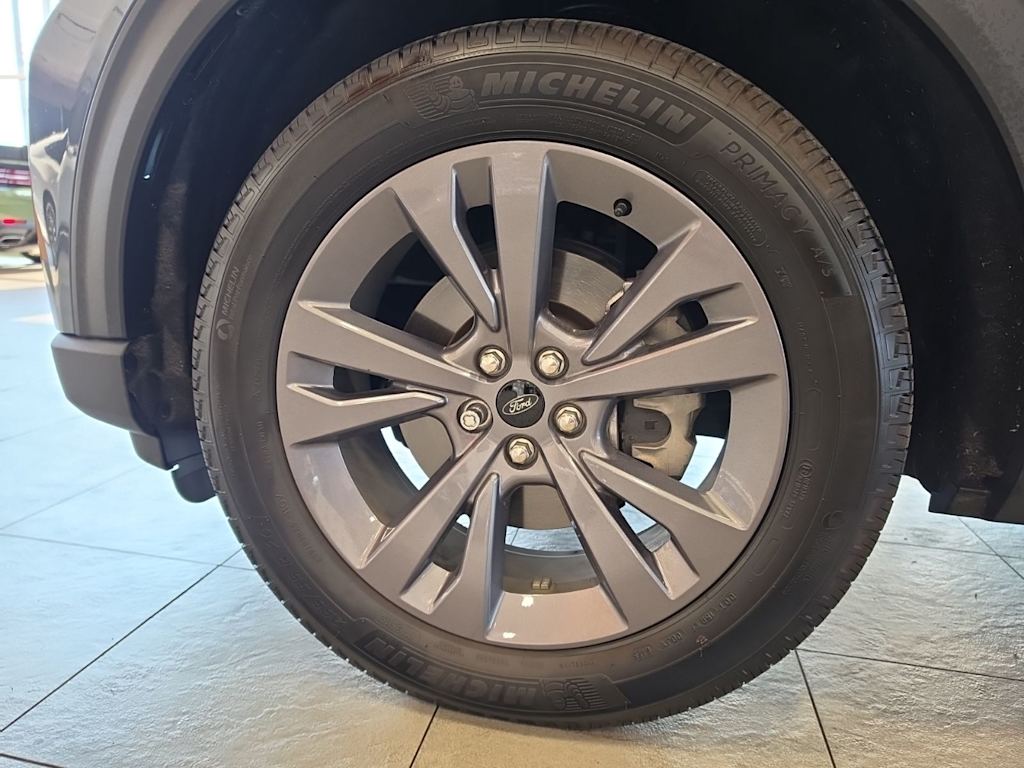 Thumbnail: 2025 Ford Explorer - 7
