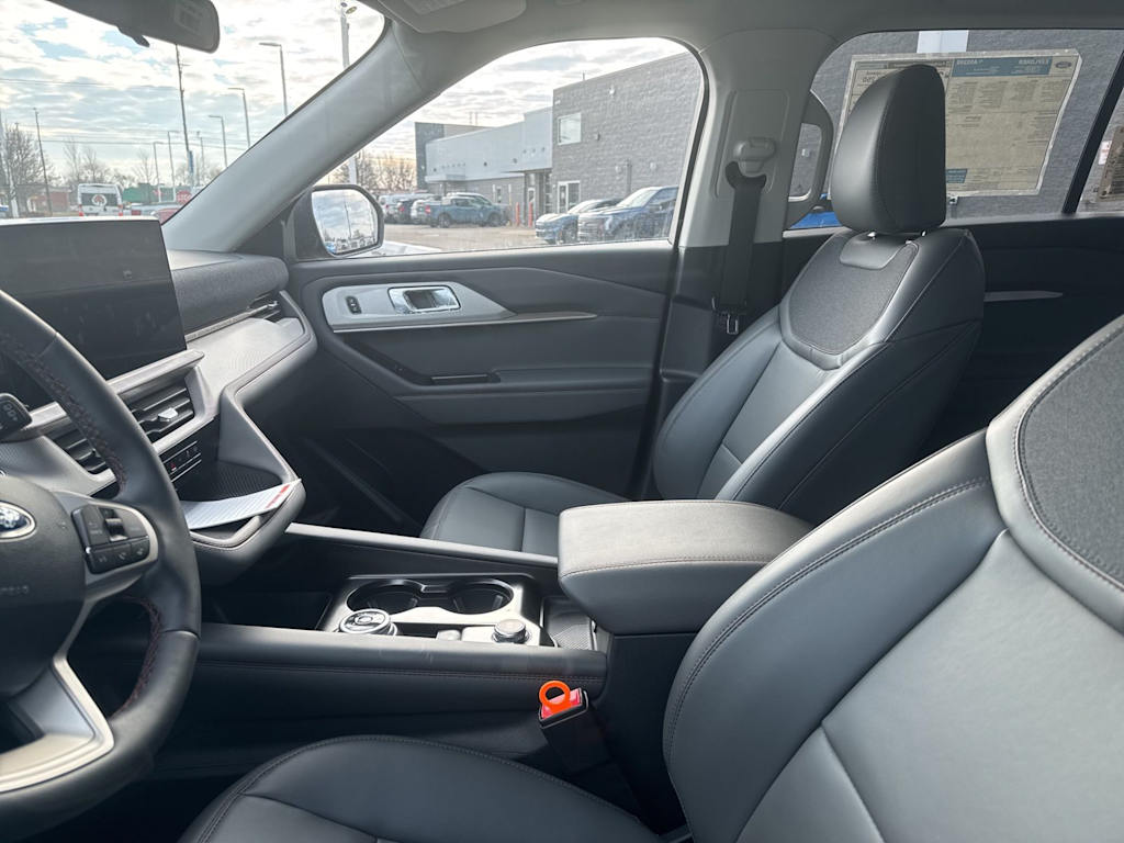 Thumbnail: 2026 Ford Explorer - 6