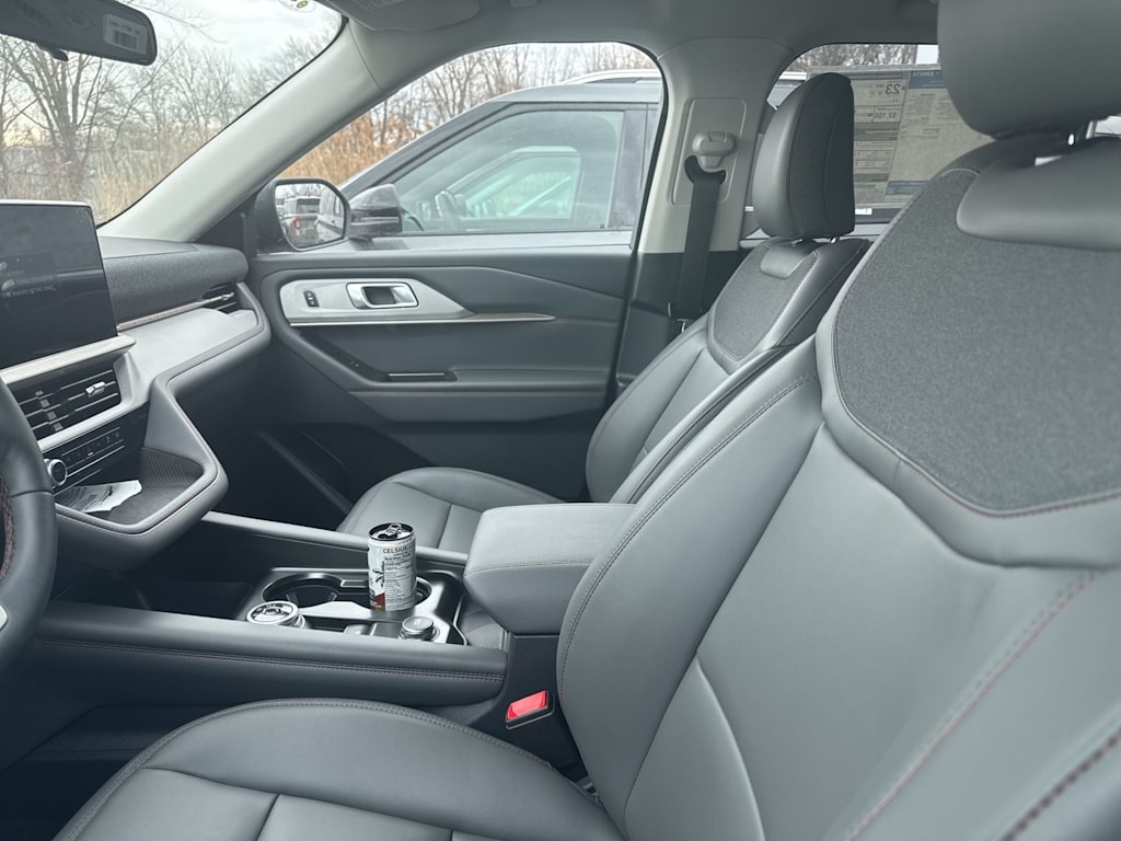 Thumbnail: 2026 Ford Explorer - 7