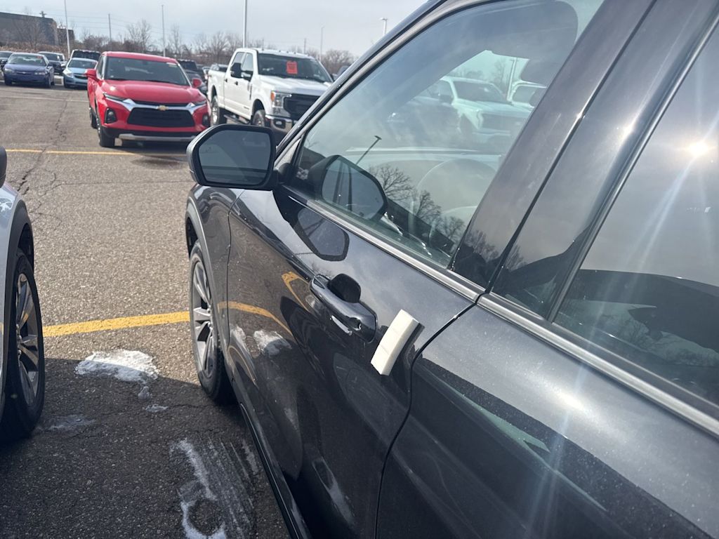 Thumbnail: 2026 Ford Explorer - 10