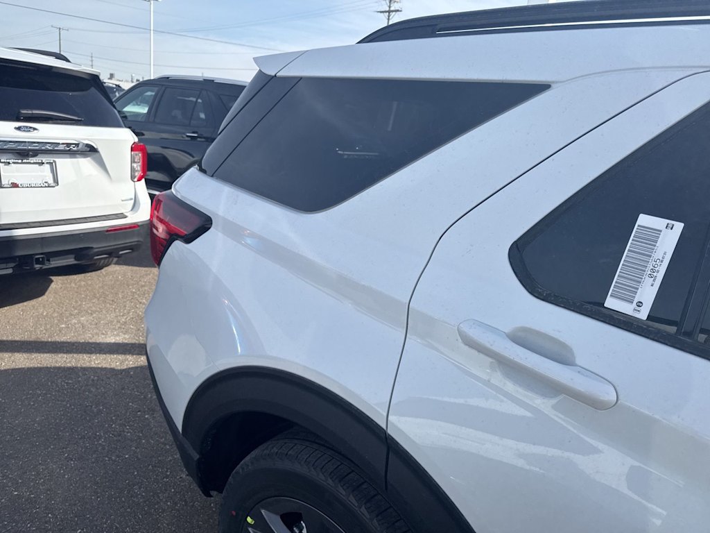 Thumbnail: 2026 Ford Explorer - 15