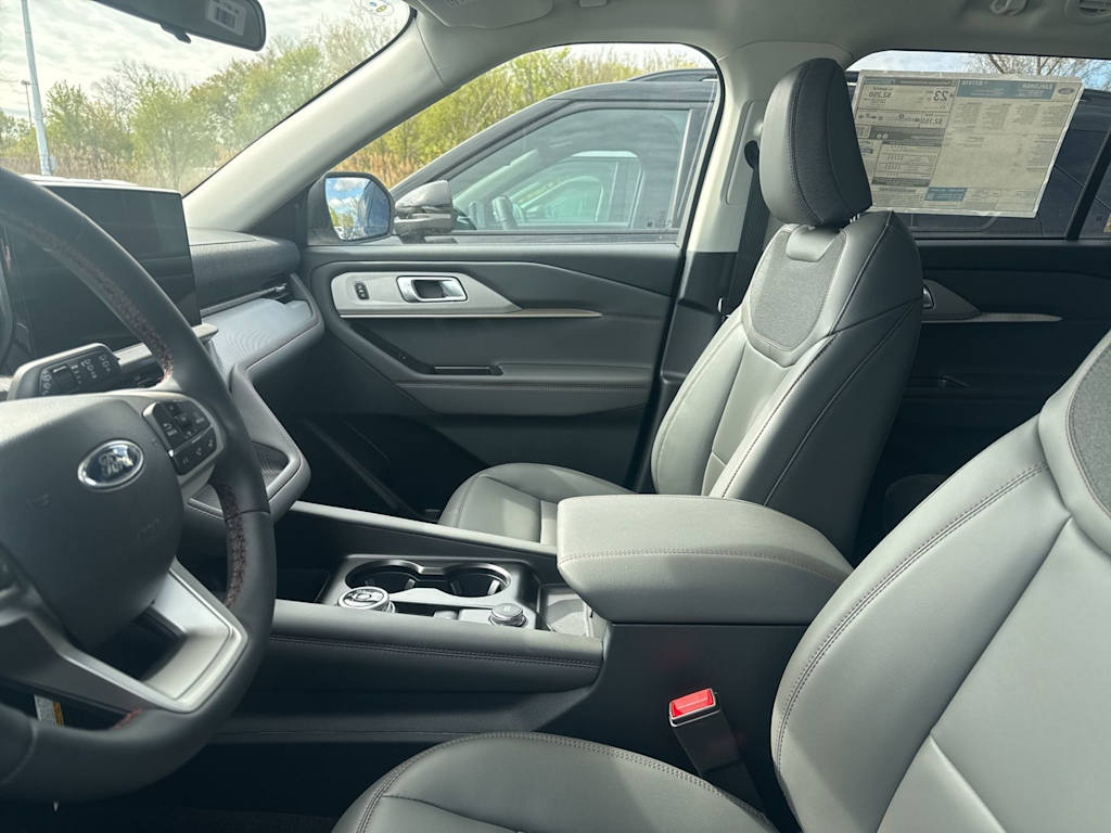 Thumbnail: 2026 Ford Explorer - 7