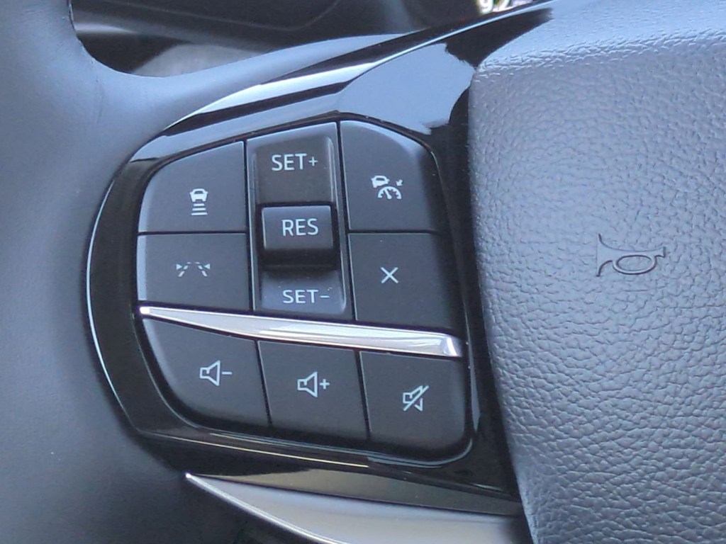 Thumbnail: 2025 Ford Explorer - 29