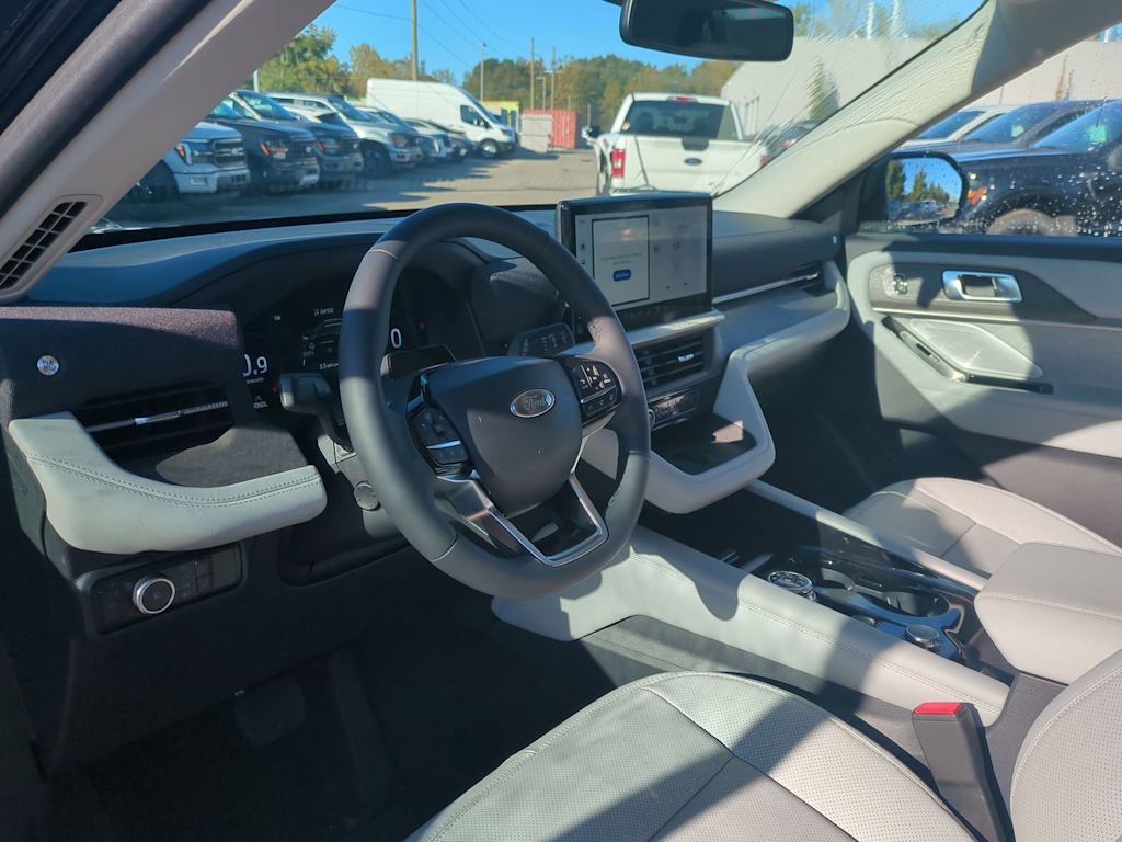 Thumbnail: 2025 Ford Explorer - 2