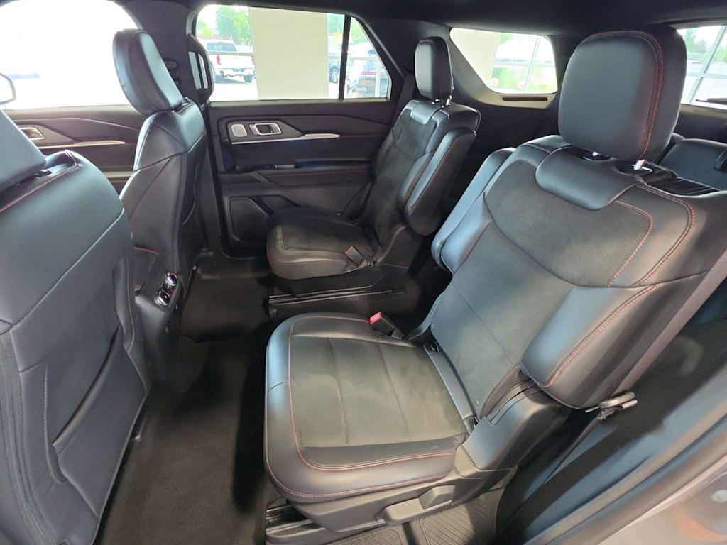 Thumbnail: 2026 Ford Explorer - 9