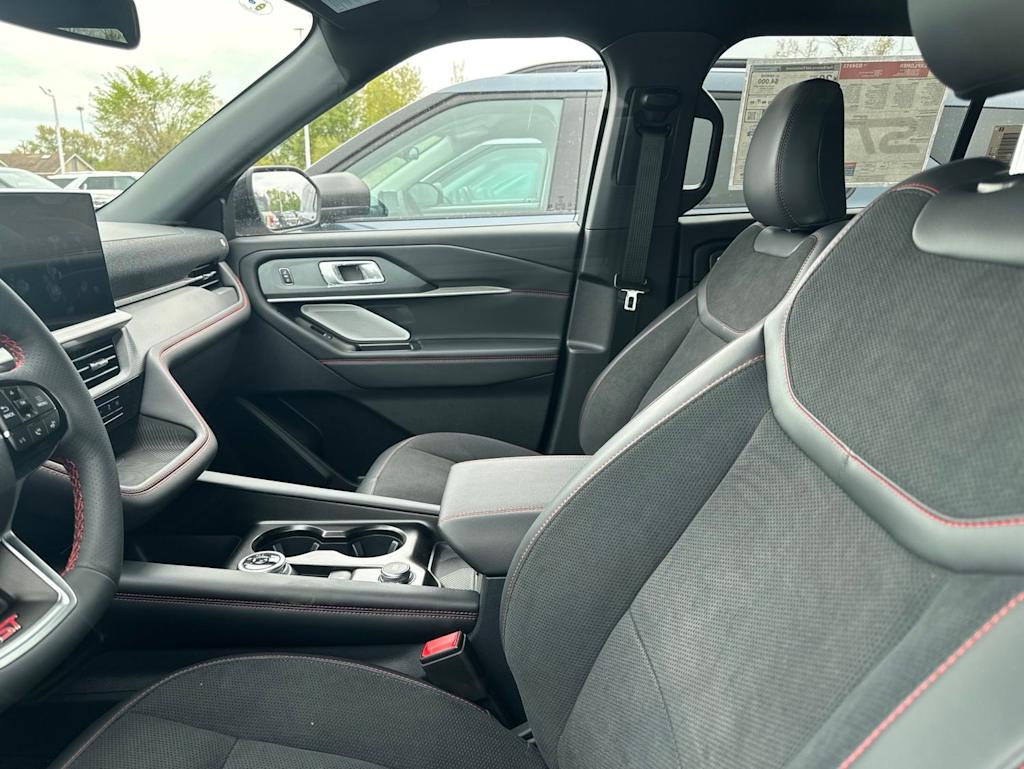Thumbnail: 2026 Ford Explorer - 6