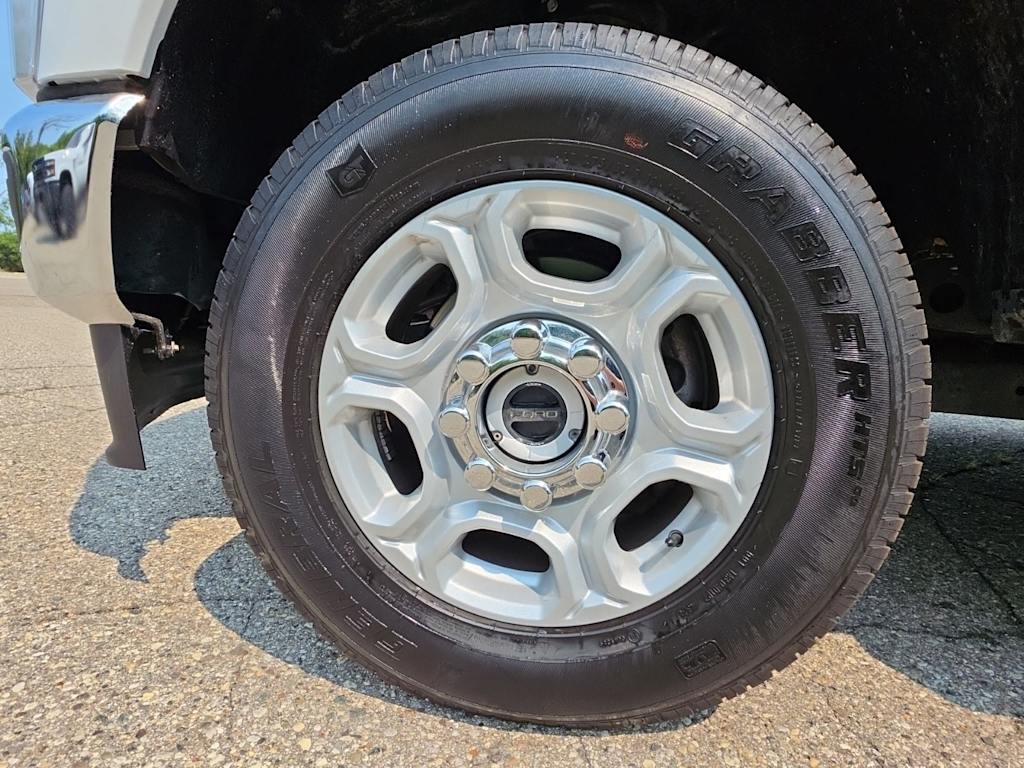 Thumbnail: 2025 Ford F-250 - 7
