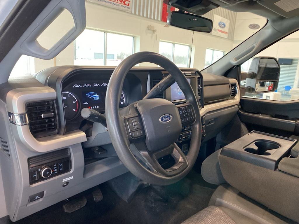 Thumbnail: 2023 Ford F-250 - 2