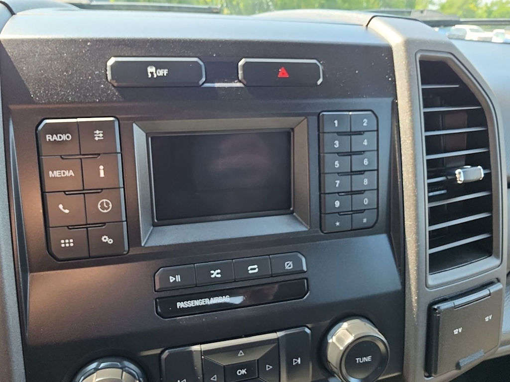 Thumbnail: 2020 Ford F-250 - 11