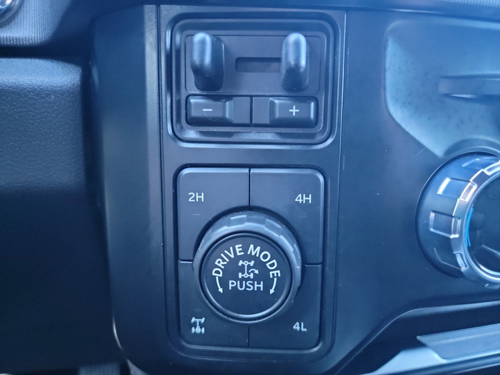 Thumbnail: 2023 Ford F-250 - 31