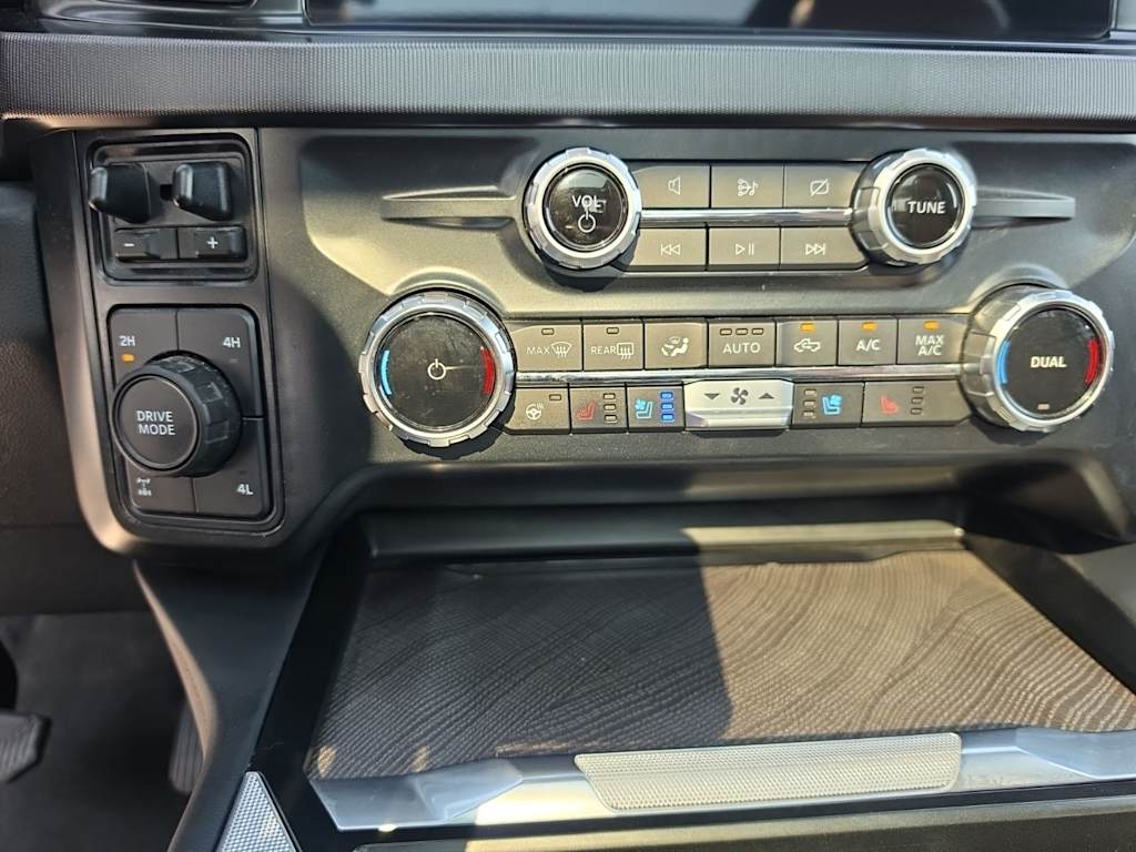 Thumbnail: 2023 Ford F-250 - 11