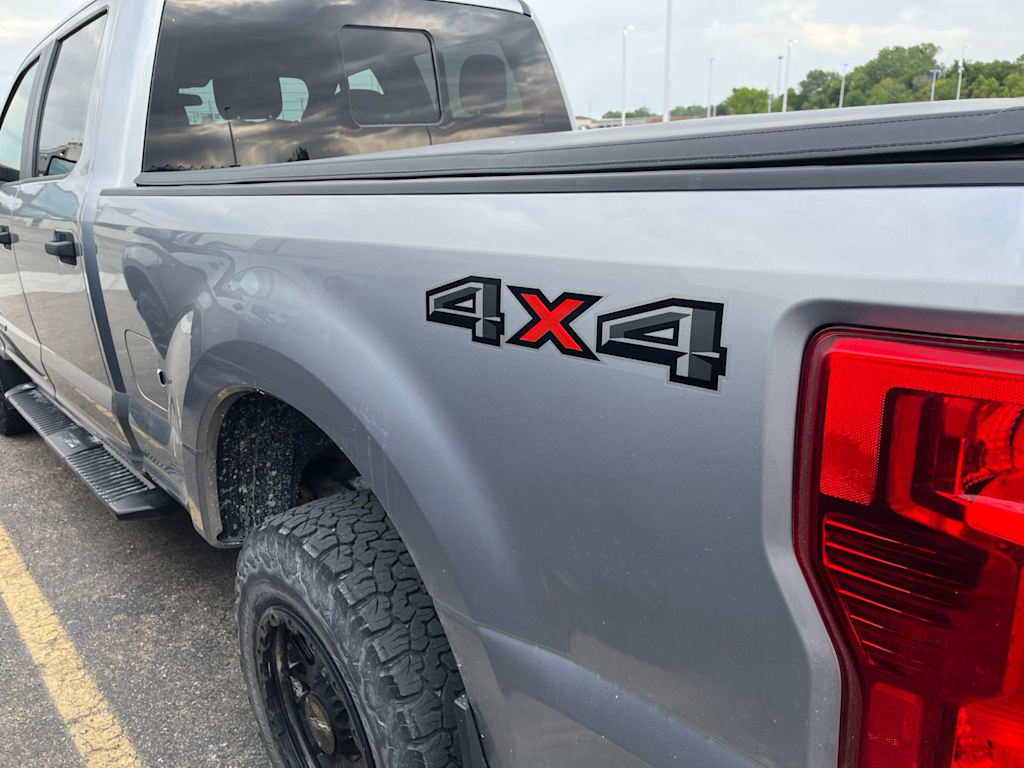Thumbnail: 2021 Ford F-250 - 18