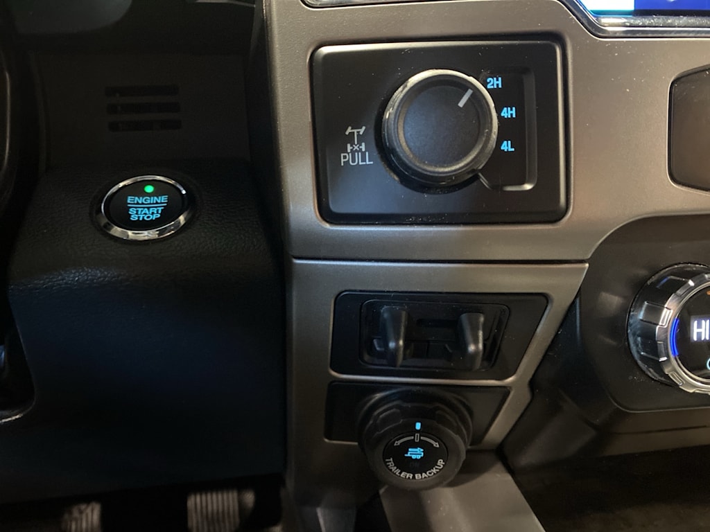 Thumbnail: 2022 Ford F-350 - 25