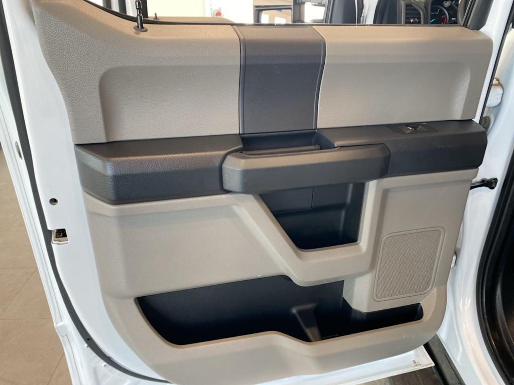 Thumbnail: 2022 Ford F-350 - 26