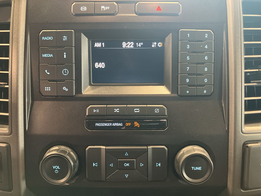 Thumbnail: 2022 Ford F-350 - 26