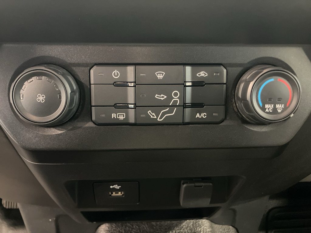 Thumbnail: 2022 Ford F-350 - 24