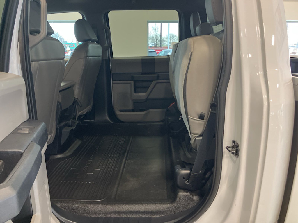 Thumbnail: 2022 Ford F-350 - 30