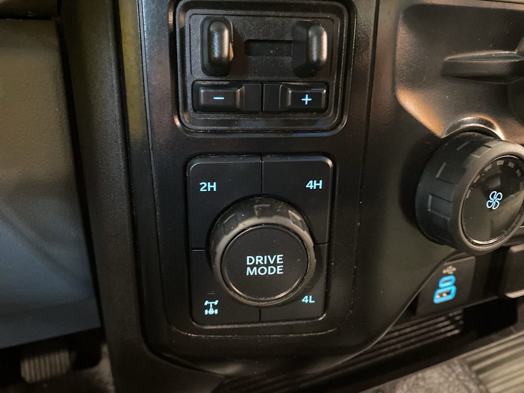 Thumbnail: 2024 Ford F-350 - 25