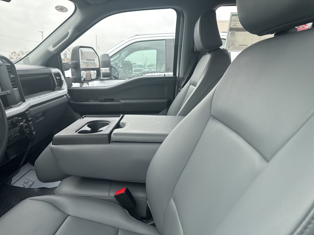 Thumbnail: 2026 Ford F-350 - 6