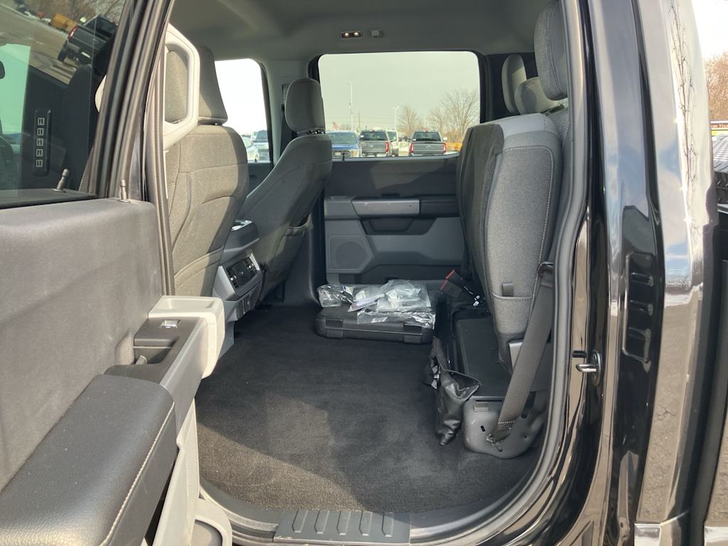 Thumbnail: 2023 Ford F-450 - 29